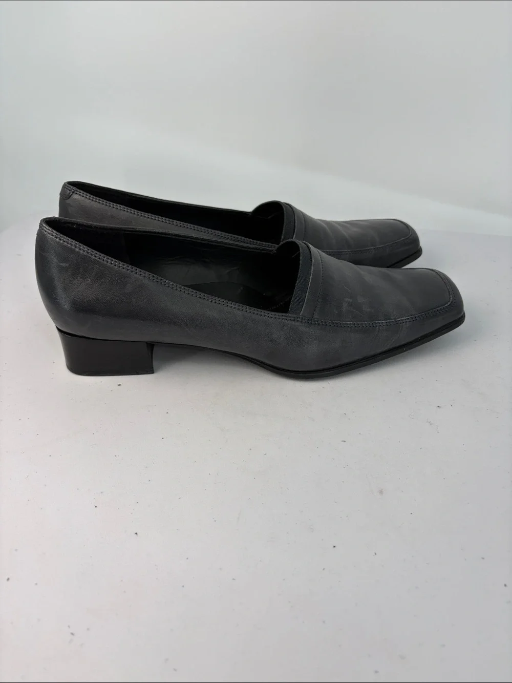 🐾 Ecco  Leather navy Slip-On  Loafers